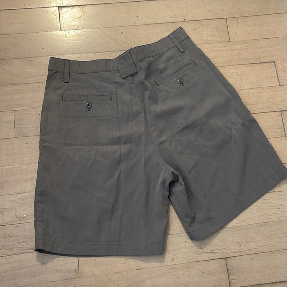 NWT men’s resort wear shorts - Picture 4 of 10